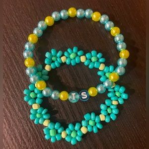 Taylor Swift Friendship Bracelets